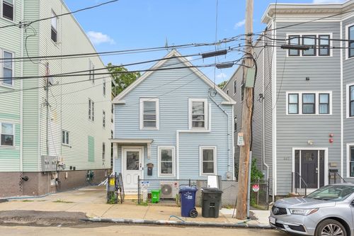 449 Frankfort St, Boston, MA, 02128-1831 | Card Image