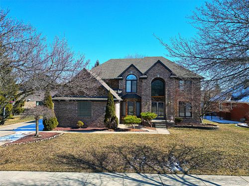 43098 Vintners Place Dr, Sterling Heights, MI, 48314-1308 | Card Image