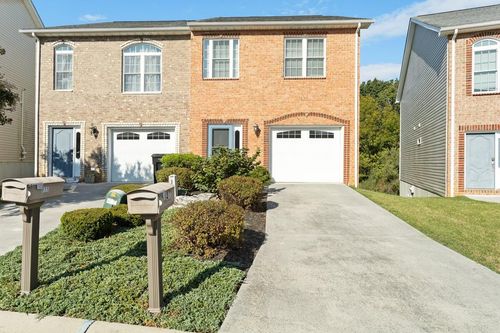 849 Walhalla Ct, Roanoke, VA, 24019-4964 | Card Image