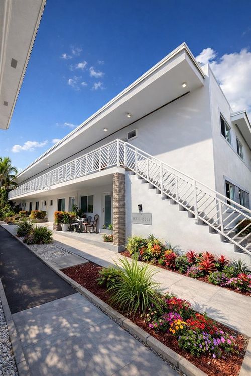 7-935 Bay Dr, Miami Beach, FL, 33141 | Card Image