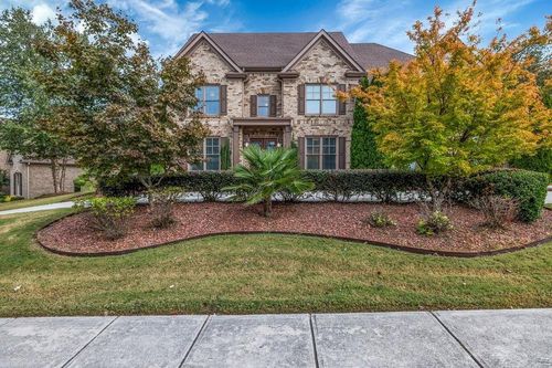 2372 Walkers Glen Ln, Buford, GA, 30519-9221 | Card Image