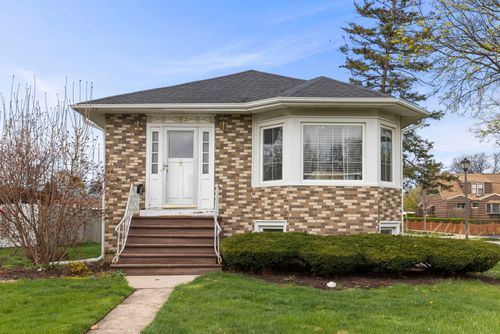 202 S Pick Ave, Elmhurst, IL, 60126-3056 | Card Image