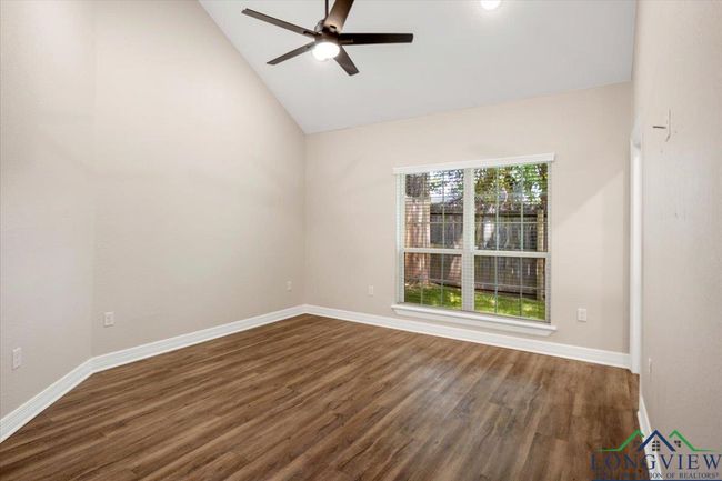 1210 Cobblestone Ct, House other with 3 bedrooms, 2 bathrooms and null parking in Carthage TX | Image 19