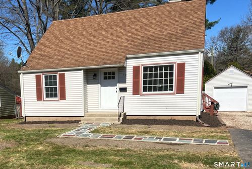 72 Hartford Ave, Newington, CT, 06111-2027 | Card Image