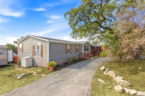 250 County Road 3829, San Antonio, TX, 78253-6869 | Card Image