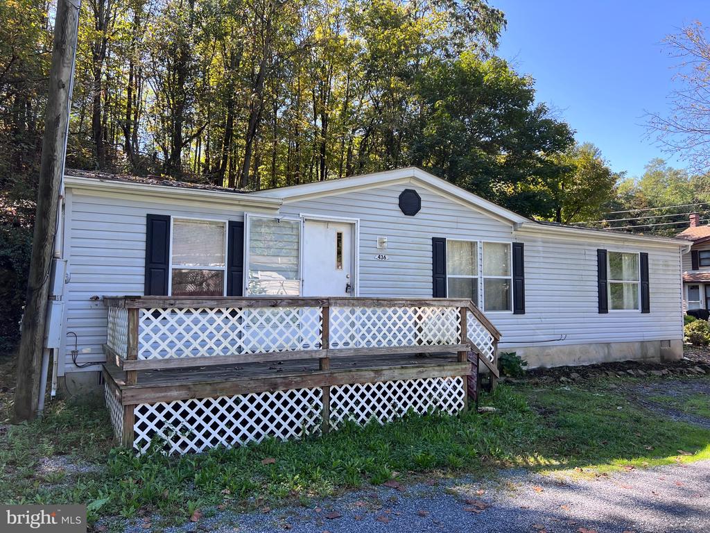 Biser St, Berkeley Springs, WV 25411