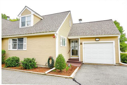 37-37 Precourt Ln, Norton, MA, 02766 | Card Image