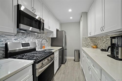 apt-5b-151 88th St, Howard Beach, NY, 11414-2021 | Card Image