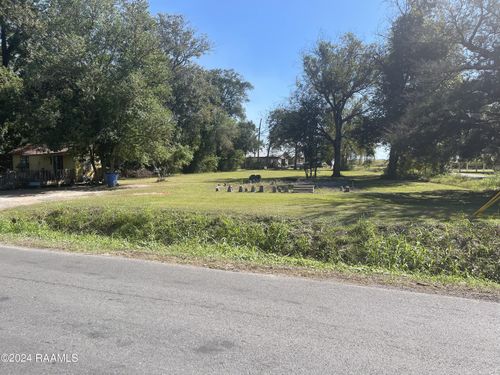 449 Saint Peter St, Jeanerette, LA, 70544-5432 | Card Image