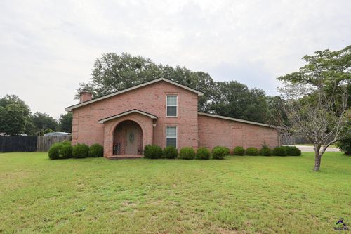 110 Mack Ln, Warner Robins, GA, 31088-2800 | Card Image
