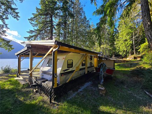 5 Headquarters Bay, Port Alberni, BC, V9Y6G2 | Card Image
