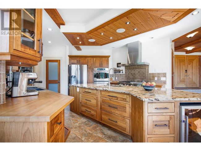 2388 Lawrence Rd, House other with 3 bedrooms, 3 bathrooms and 20 parking in Lumby BC | Image 28