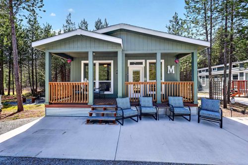 911 Driskill Rd, Newport, WA, 99156-9561 | Card Image