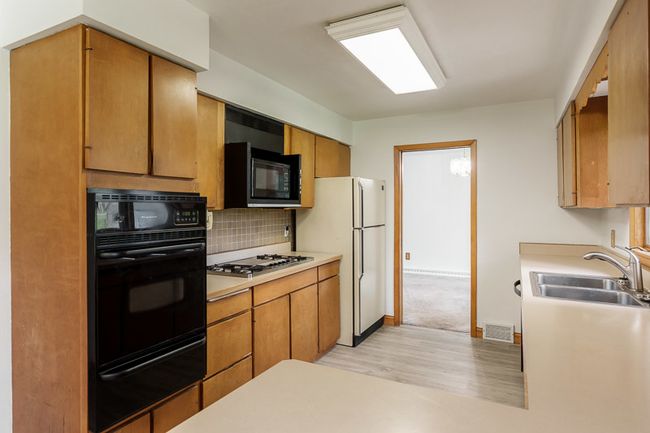 512 Cynthia Ct, House other with 4 bedrooms, 3 bathrooms and 2 parking in DURAND IL | Image 17