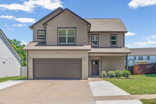 105 Lucerne Ln, Clarksville, TN, 37040-2074 | Card Image