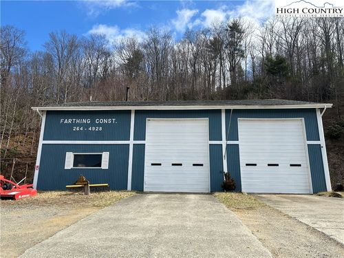 646 Roby Greene Rd, Boone, NC, 28607-9152 | Card Image