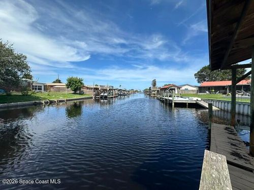 2050 Porpoise St, Merritt Island, FL, 32952-5686 | Card Image