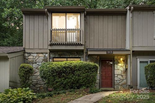 313 Lamplighter Cir, Winston Salem, NC, 27104-3420 | Card Image