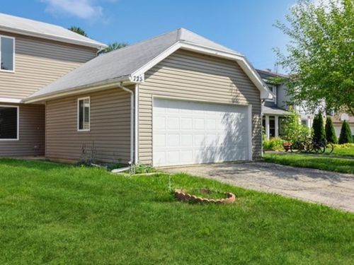 725 Clearwood Ct, Aurora, IL, 60504-5933 | Card Image