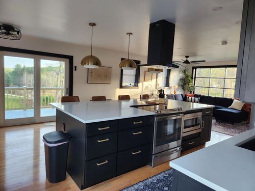 40 Unity Rd, Newport, NH, 03773-1831 | Card Image