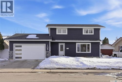 109 Churchill Dr, Saskatoon, SK, S7K3X3 | Card Image