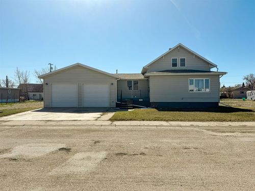 123 W Jefferson Ave, Chester, MT, 59522-7842 | Card Image