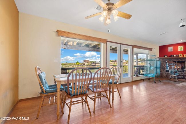 Dining Area | Image 11