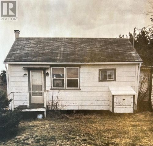 838 Clermont Rd, Clermont, PE, C0B1M0 | Card Image