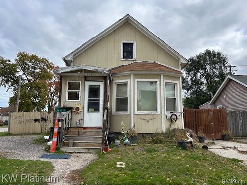 624 12th St, Port Huron, MI, 48060-4363 | Card Image