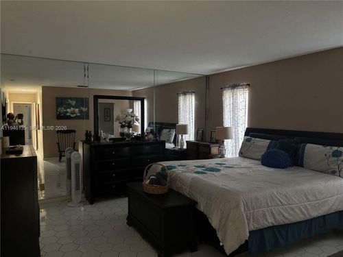 4609 Bayberry Ln, Tamarac, FL, 33319-3175 | Card Image