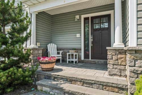 26 Island Pkwy N, Island Park, NY, 11558-1302 | Card Image