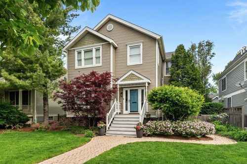 1514 Walnut Ave, Wilmette, IL, 60091-1640 | Card Image