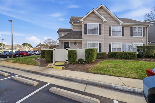 apt-110-3829 Lasalle Dr, Virginia Beach, VA, 23453-4755 | Card Image