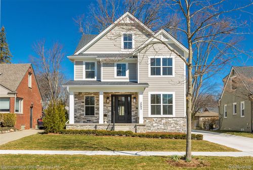 2093 Pembroke Rd, Birmingham, MI, 48009-5828 | Card Image