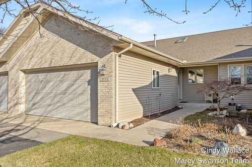 2033 Morning Dew Dr Sw, Byron Center, MI, 49315-7972 | Card Image