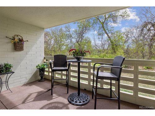12b-675 S Alton Way, Denver, CO, 80247-1712 | Card Image