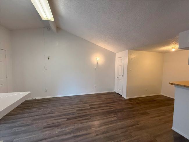 APT-2166 - 7152 Fair Oaks Ave, Condo with 1 bedrooms, 1 bathrooms and null parking in Dallas TX | Image 6