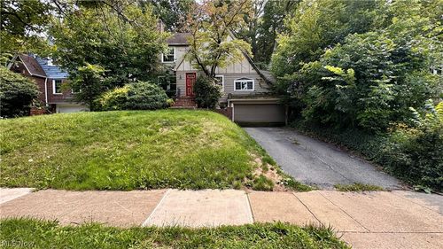 3582 Meadowbrook Blvd, Cleveland Heights, OH, 44118-3670 | Card Image