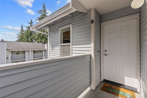 apt-5-20826 70th Ave W, Lynnwood, WA, 98036-7370 | Card Image