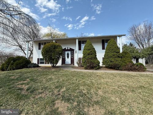 3985 State Route 209, ELIZABETHVILLE, PA, 17023 | Card Image