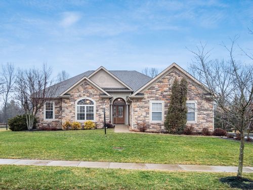 7513 Upper Cambridge Way, Westerville, OH, 43082-7037 | Card Image