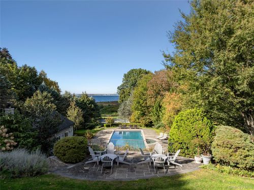 25 Soundview Ln, Port Washington, NY, 11050-1342 | Card Image