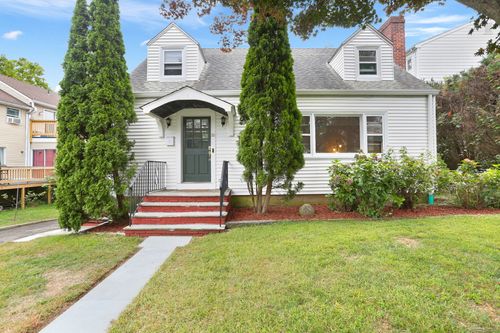 88 Pine Hill Ave, Stamford, CT, 06906-1515 | Card Image