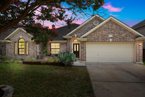 5604 Trelawney Ln, Austin, TX, 78739-1758 | Card Image