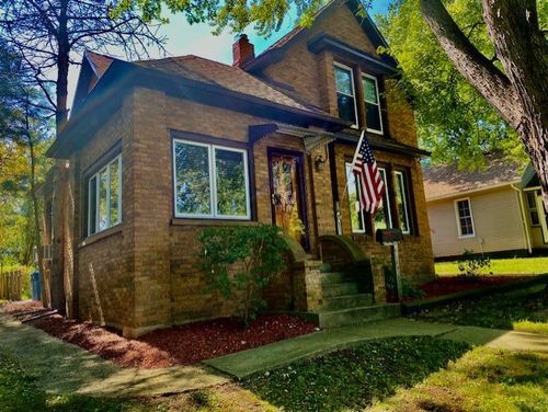 601 E Erie St, Spring Valley, IL, 61362-2217 | Card Image