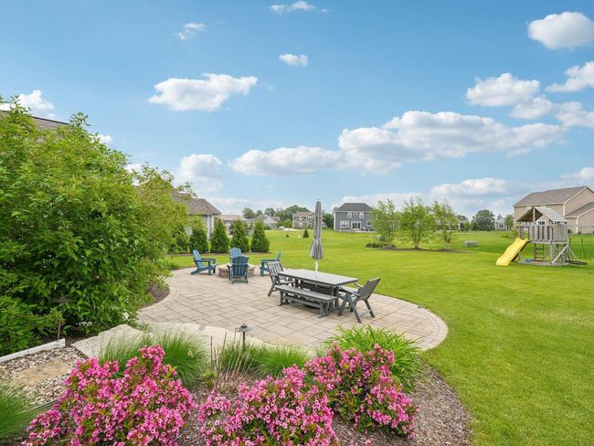 8975 W Eagle Court, House other with 5 bedrooms, 3 bathrooms and null parking in Mequon WI | Image 57