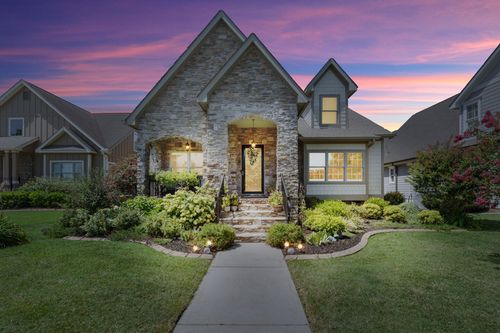 8961 Gentle Mist Cir, Ooltewah, TN, 37363-7159 | Card Image
