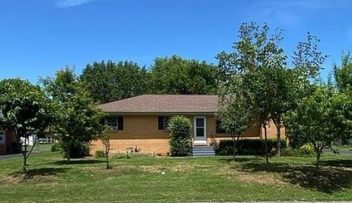 306 Woodlawn Dr, Hopkinsville, KY, 42240-3972 | Card Image