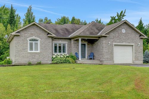 1814 Sarrazin St, Plantagenet, ON, K0B1L0 | Card Image