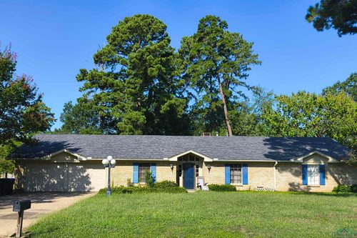2703 Fleetwood Dr, Longview, TX, 75605-5726 | Card Image
